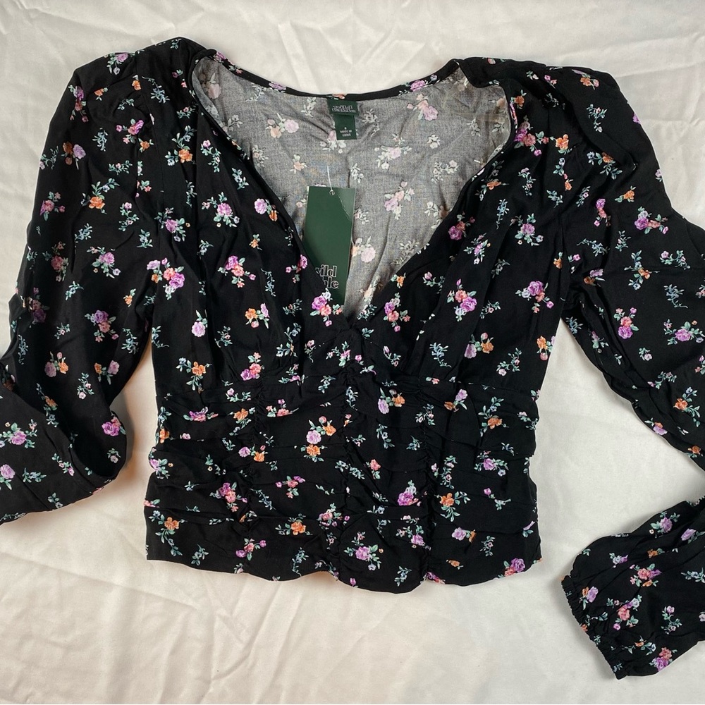 Women’s Wild Fable Black Floral Midriff Top Long Sleeve Size S
